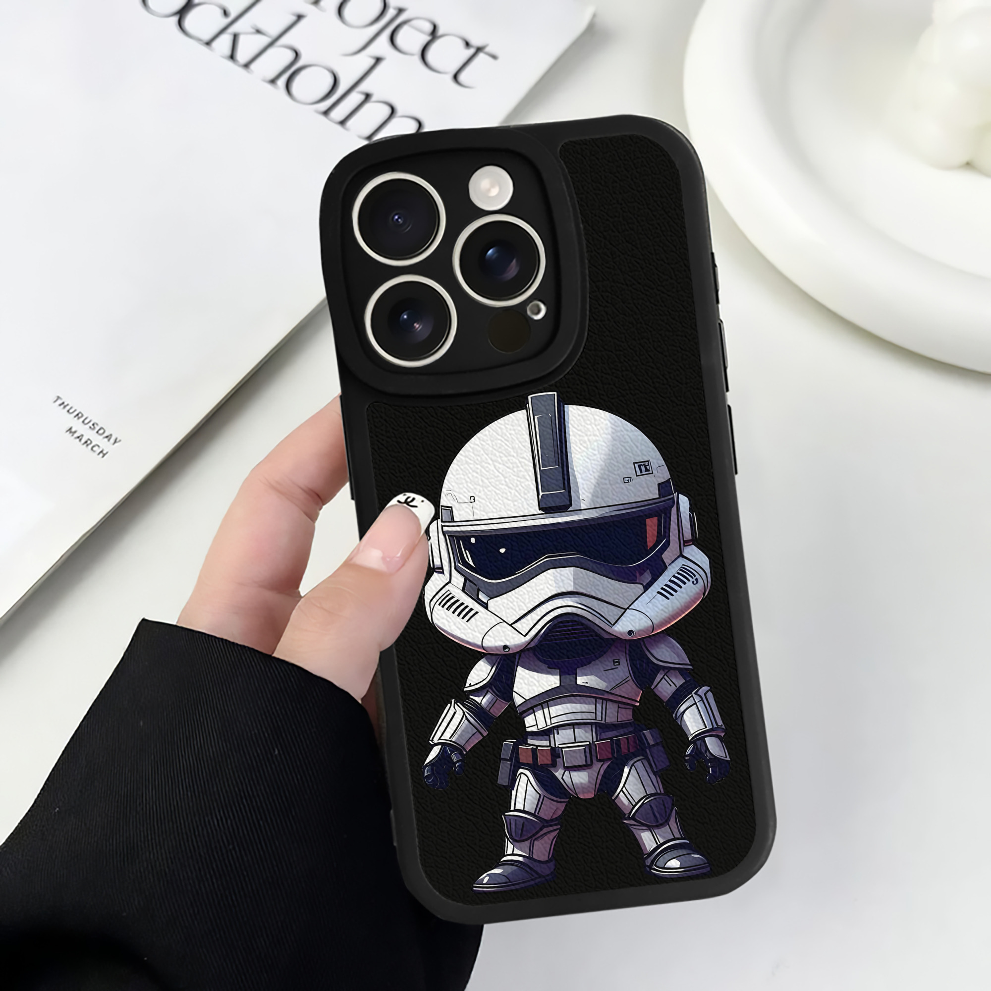 （画像用） スター・ウォーズ Star Wars 【iPhone 16シリーズ対応】シリコンスマホケース（レザー調） 材質：シリコン